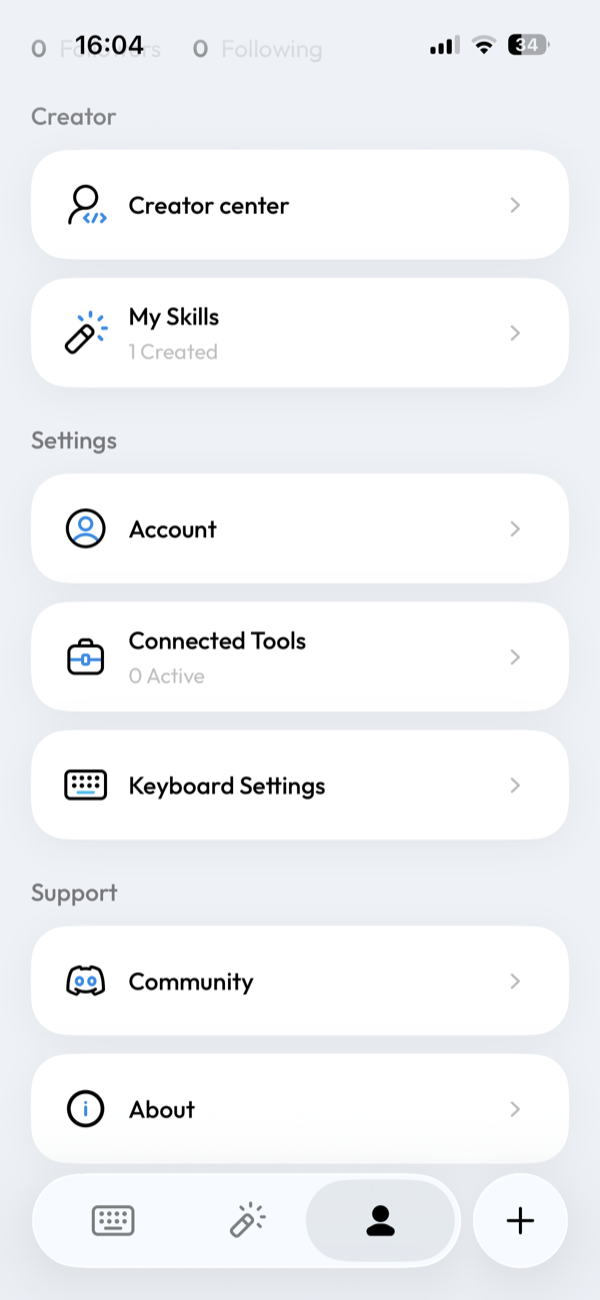 Acti のアプリの人のマークの画面。Creator center、My Skills、Account、Connected Tools、Keyboard Settings などが並び、一番下の列で人のマークが選ばれている